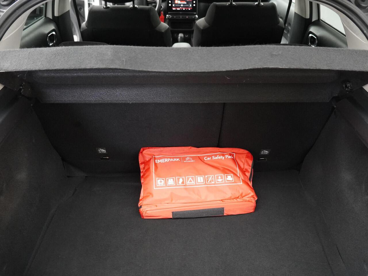 Citroen C3 1.2 83pk PureTech Feel Edition - Parkeersensoren Achter - Apple Carplay & Android Auto - Navigatie