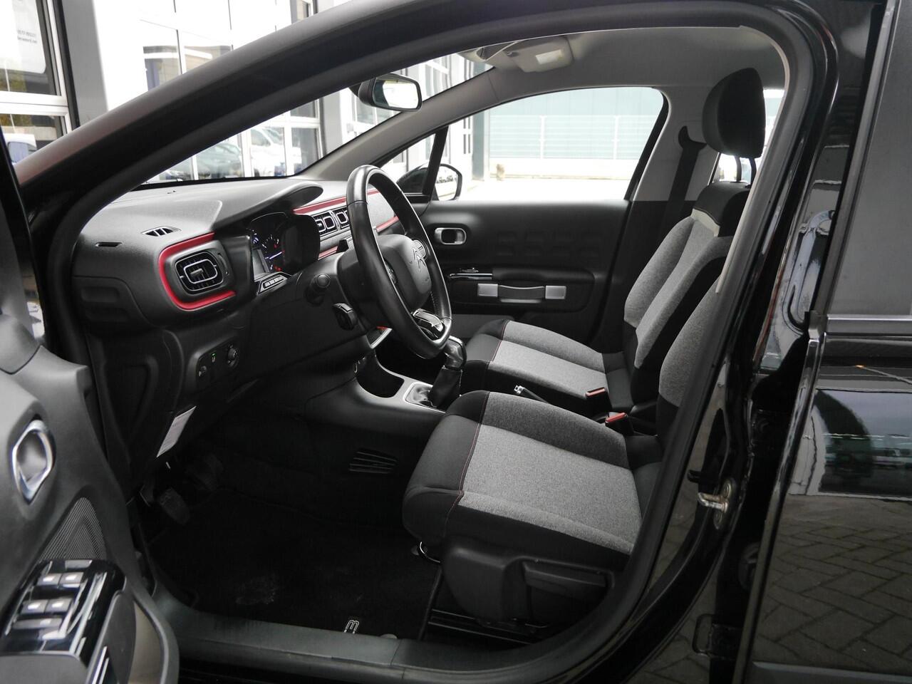 Citroen C3 1.2 PureTech ELLE | Climate control | Lichtmetalen velgen | Navigatie | Parkeersensoren achter | Cruise control | Elektrische ramen