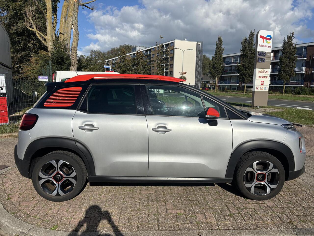 Citroen C3 Aircross 1.2 PureTech S&S Shine Navi/Camera/17"Velgen/Duo-Tone/GEEN AFLEVERKOSTEN