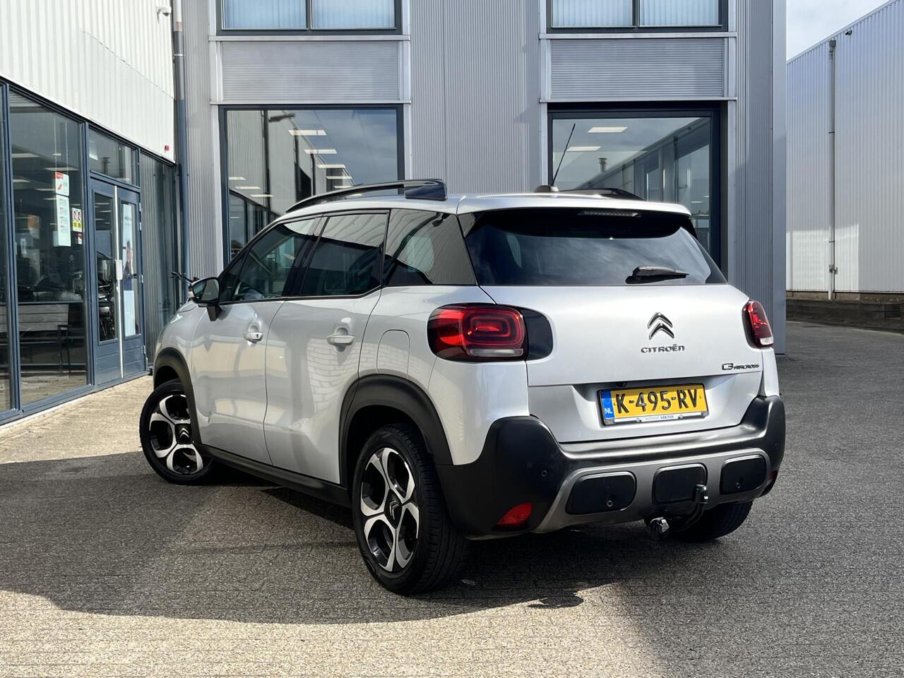 Citroen C3 Aircross 1.2 PureTech S&S Shine Panoramadak / 17" / Trekhaak