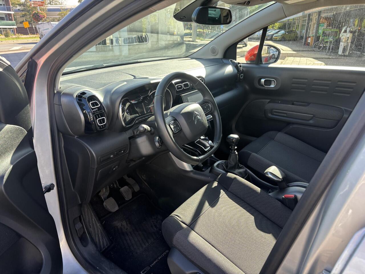 Citroen C3 Aircross 1.2 PureTech S&S Shine / ALL-IN RIJKLAARPRIJS /Navi/Camera/17"Velgen/Duo-Tone