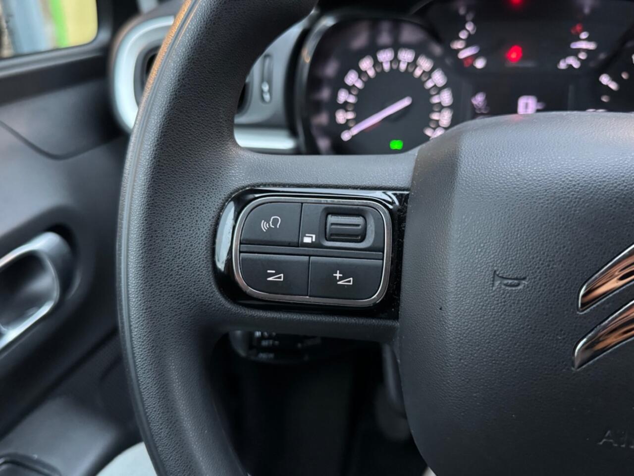 Citroen C3 1.2 PT Feel - navi - carplay/android auto - all season