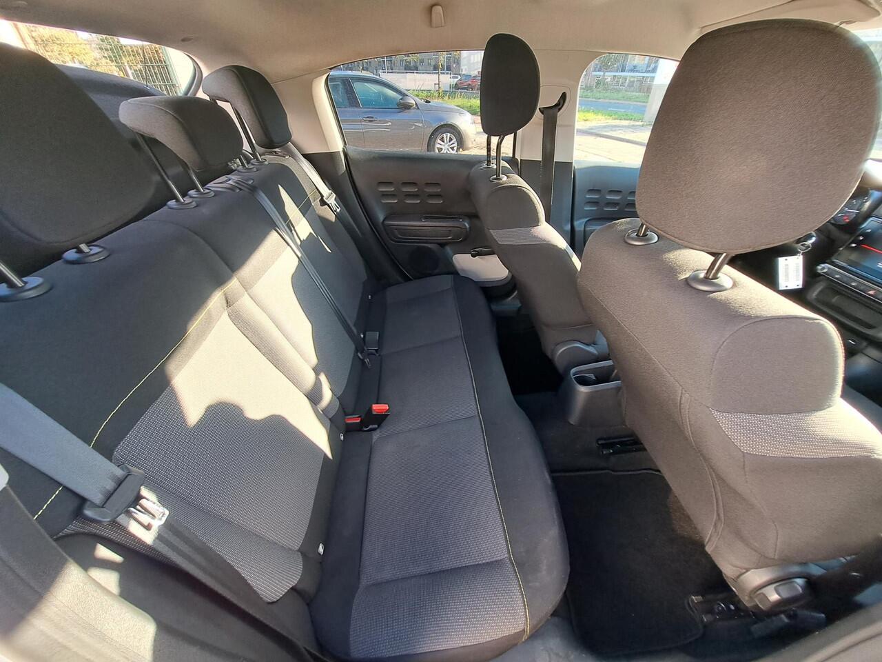 Citroen C3 Feel Edition ALL IN RIJKLAAR| Airco | Parkeersensoren | Apple CarPlay | Cruise Controle | Privacy Glass