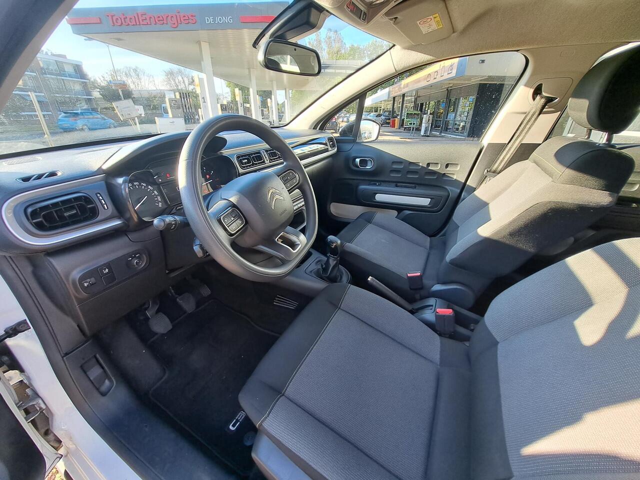 Citroen C3 Feel Edition ALL IN RIJKLAAR| Airco | Parkeersensoren | Apple CarPlay | Cruise Controle | Privacy Glass
