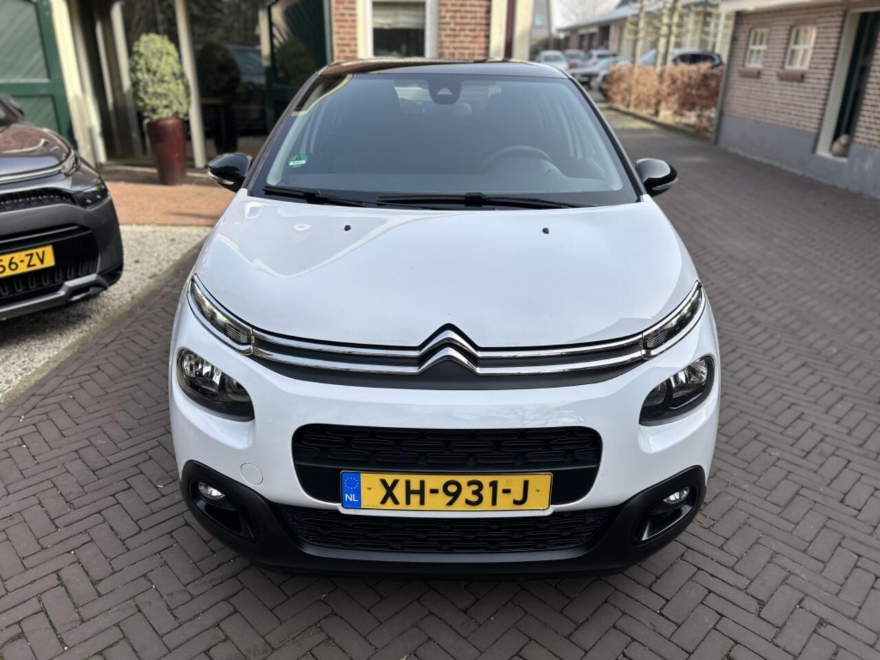 Citroen C3 1.2 Feel Navi, Carplay, Trekhaak afn. Slechts 44 dkm!
