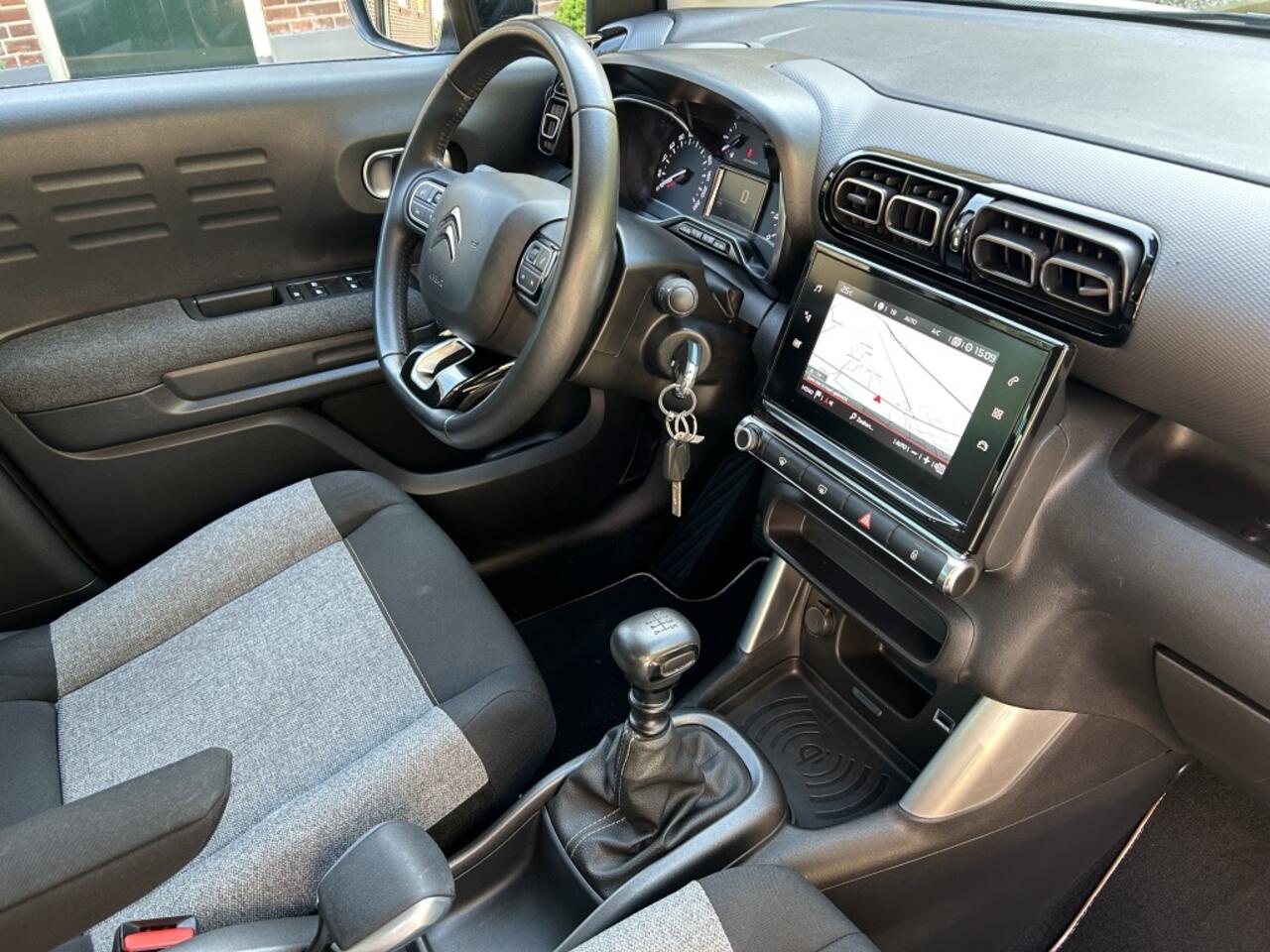 Citroen C3 Aircross 1.2 110pk Origins Navi, Carplay, LMV, Trekhaak