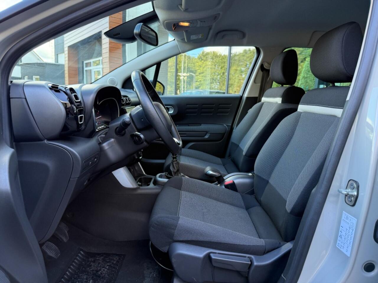 Citroen C3 1.2T 110pk FEEL,Clima,Cruise,Carplay,Lane Ass.,PDC,1e Eig