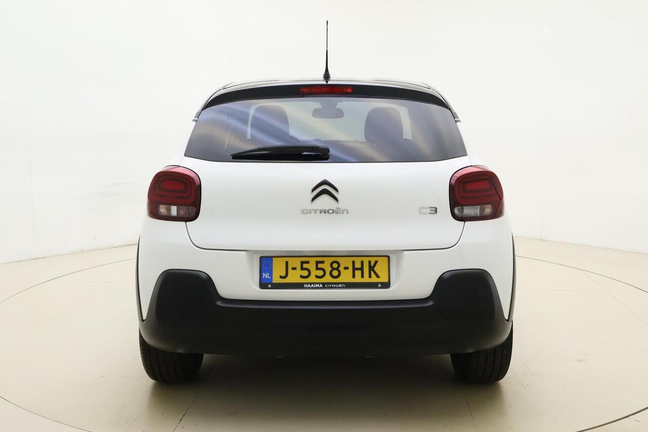 Citroen C3 1.2 PureTech 81pk Feel | Navigatie | Climate Control | Parkeersensoren Achter | Cruise Control | Zwart Dak | Weinig Kilometers | DAB Radio