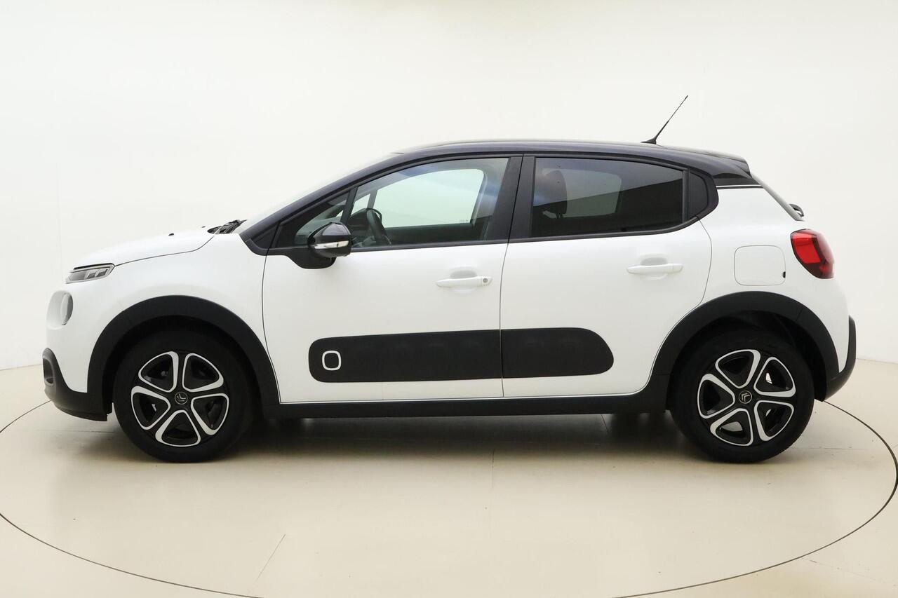Citroen C3 1.2 PureTech 81pk Feel | Navigatie | Climate Control | Parkeersensoren Achter | Cruise Control | Zwart Dak | Weinig Kilometers | DAB Radio