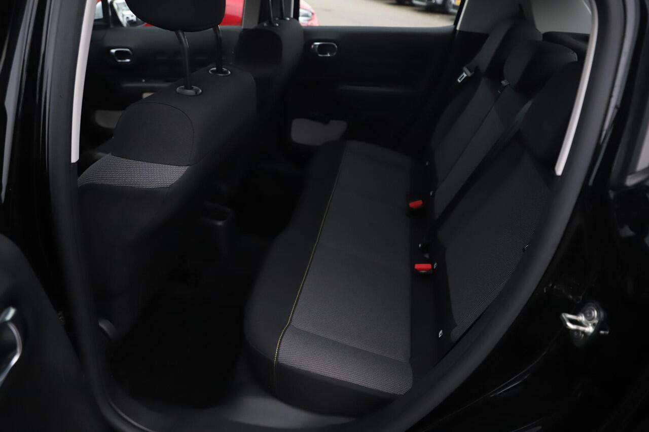 Citroen C3 1.2 PureTech Feel Navigatie Carplay Android Climate Cruise Control Rijstrooksensor Parkeersensor All-season banden!