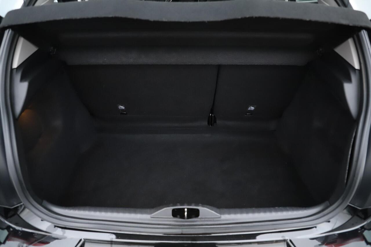 Citroen C3 1.2 PureTech Feel Navigatie Carplay Android Climate Cruise Control Rijstrooksensor Parkeersensor All-season banden!