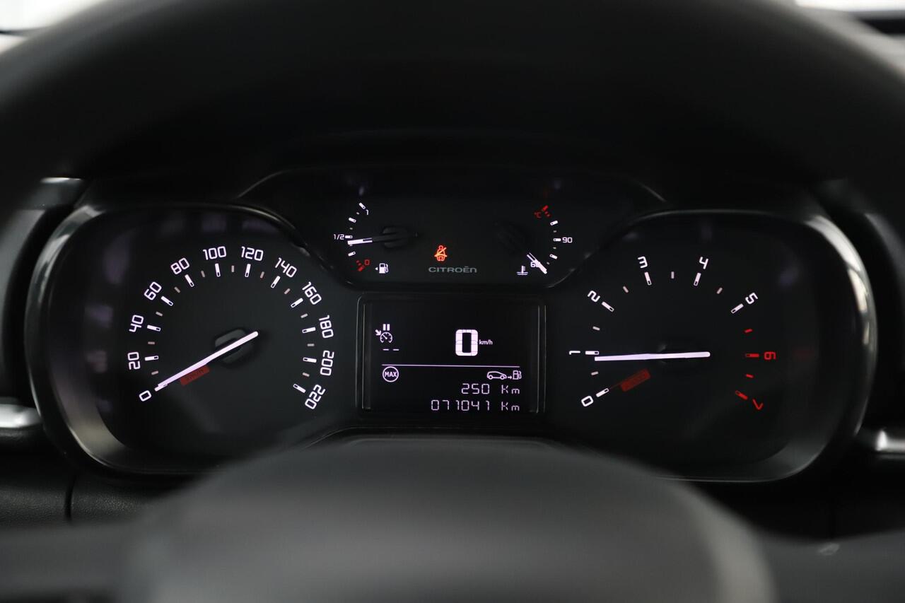 Citroen C3 1.2 PureTech Feel Navigatie Carplay Android Climate Cruise Control Rijstrooksensor Parkeersensor All-season banden!