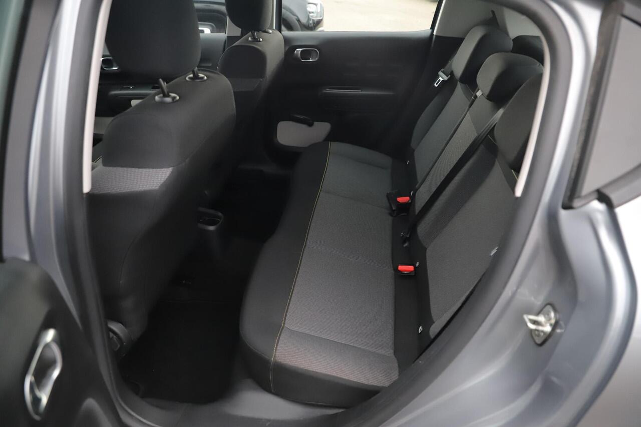 Citroen C3 1.2 PureTech Feel Navigatie Carplay Android Climate Cruise Control Rijstrooksensor Parkeersensor All-season banden!