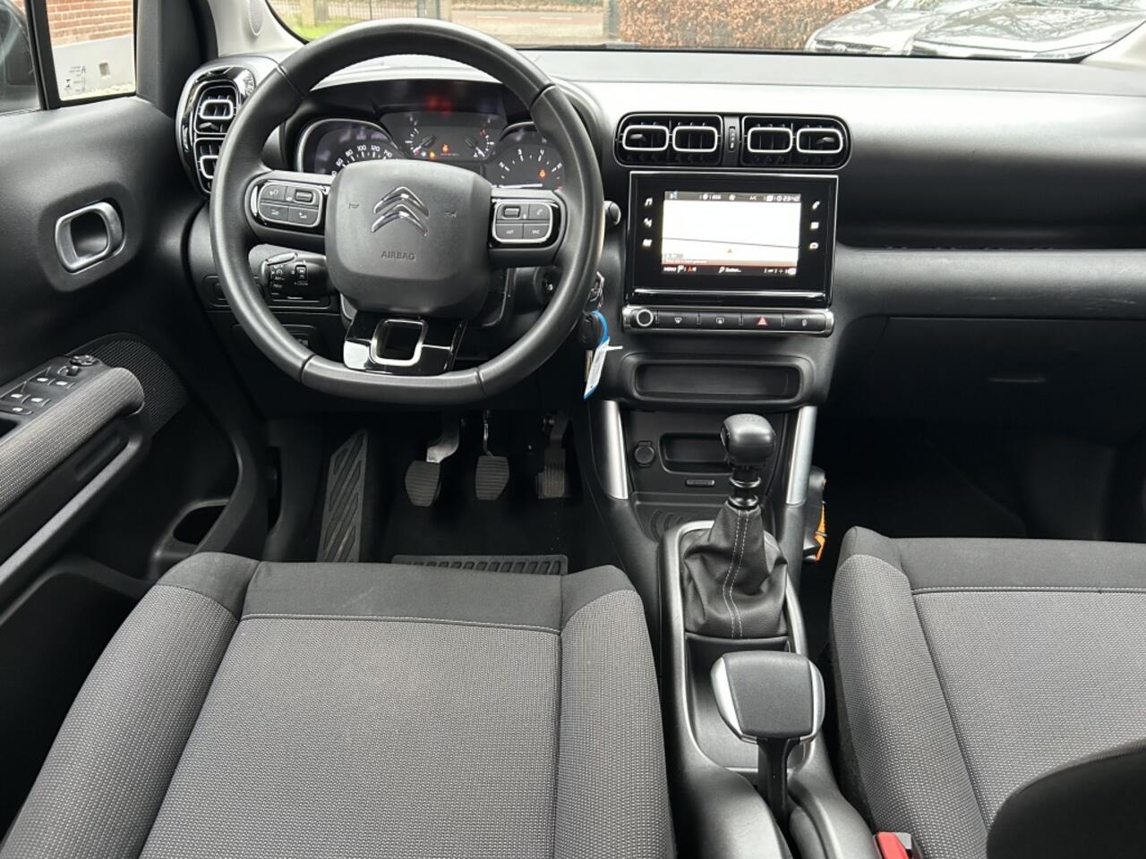 Citroen C3 Aircross 1.2 110pk Feel Navi, Carplay, PDC, Clima