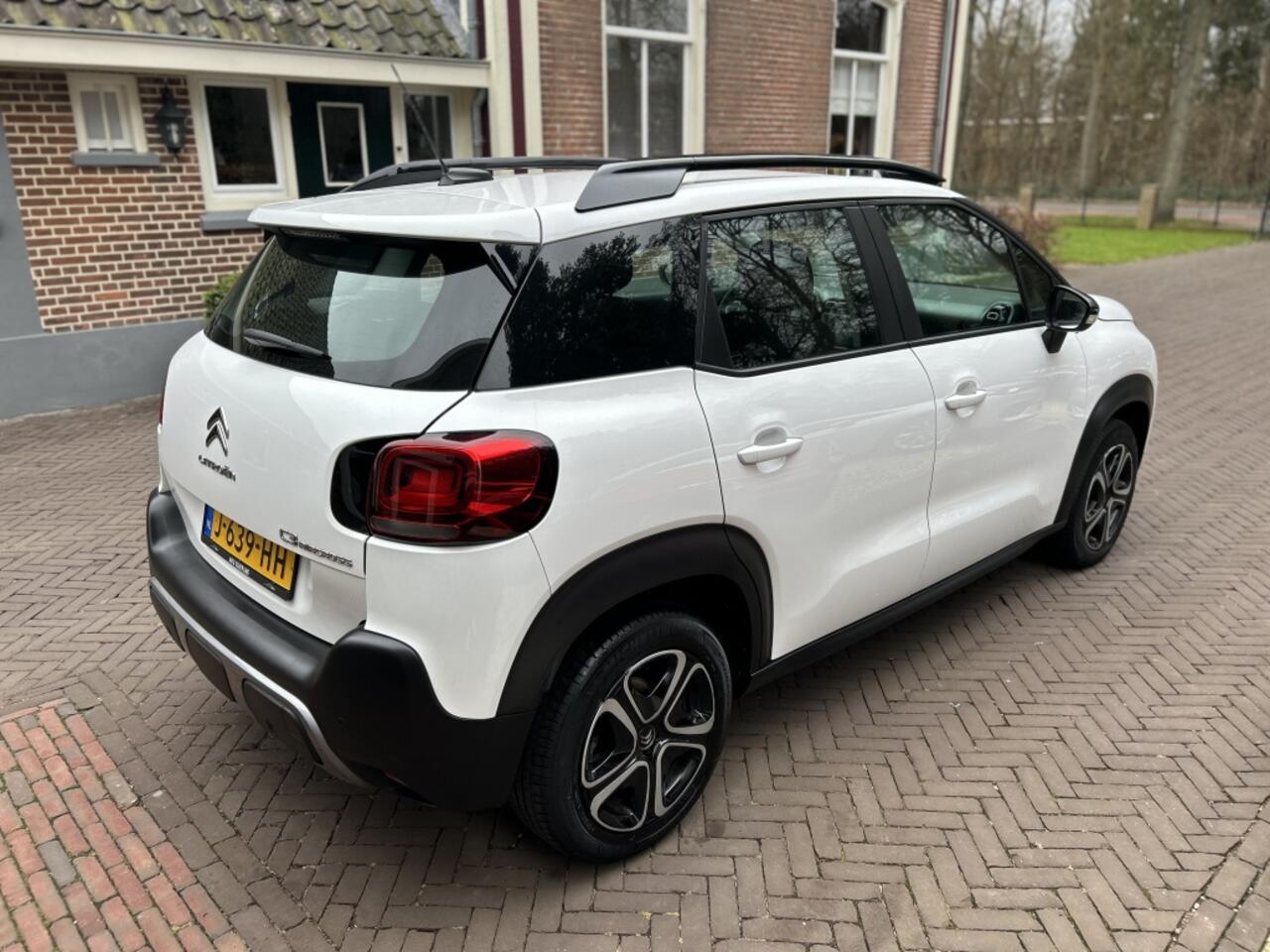 Citroen C3 Aircross 1.2 110pk Feel Navi, Carplay, PDC, Clima