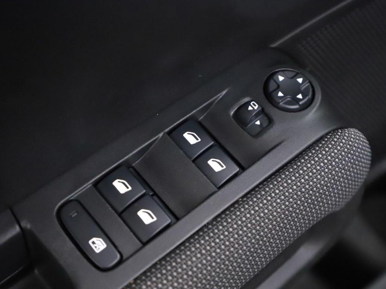 Citroen C3 Aircross 1.2T 110pk Pack.Relax Nav/Pdc/Lmv/Cruise/Dakrail