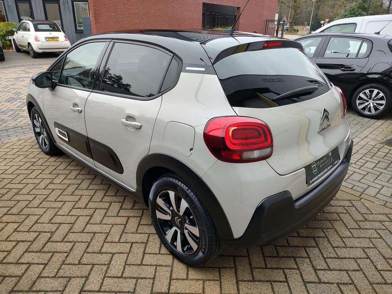 Citroen C3 1.2 PureTech Shine Navi-Carplay Stoelverwarming Led Bi-Tone Nieuwe Distributieriem