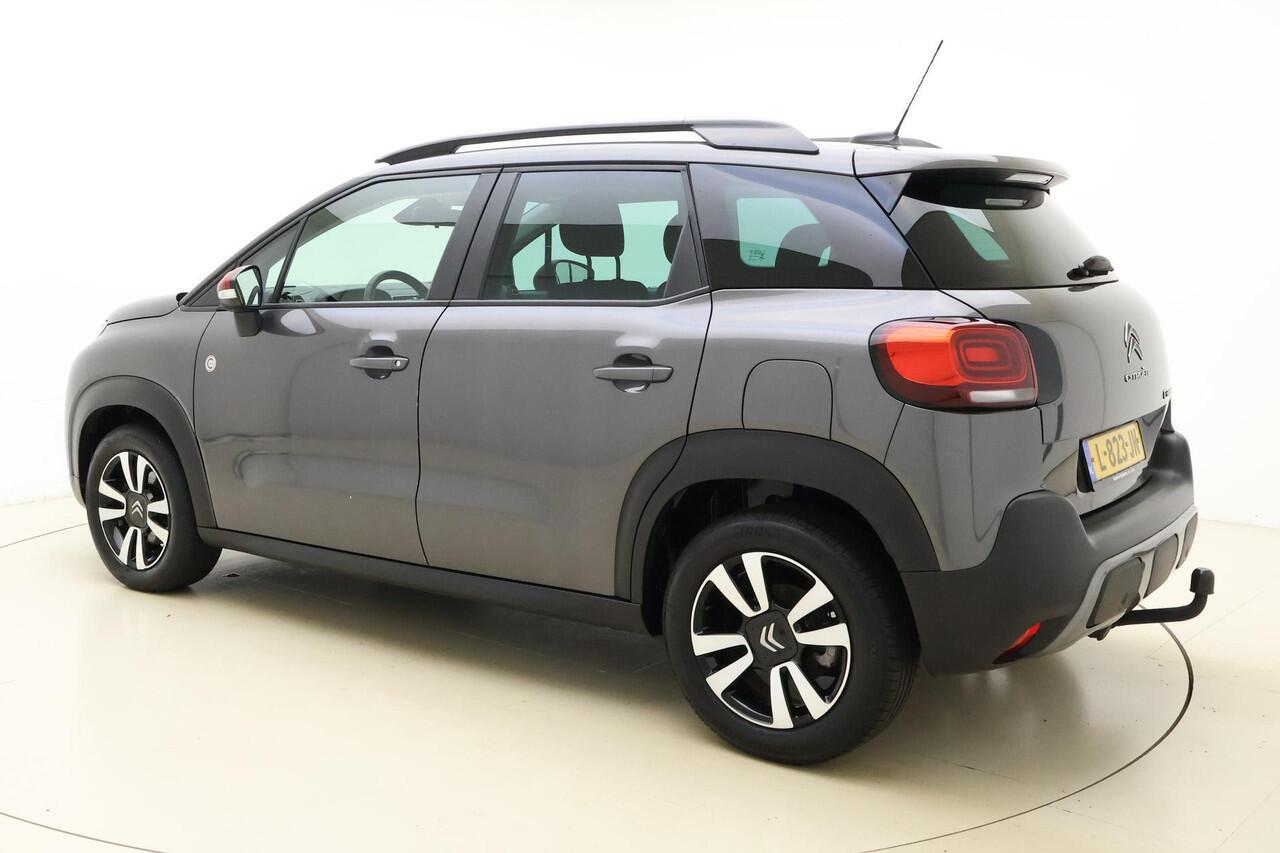 Citroen C3 Aircross 1.2 PureTech C-Series 110 PK | Navigatie | Climate control | Trekhaak | Parkeersensoren | Getint glas | Hoge instap | Dakrails | Cruise control