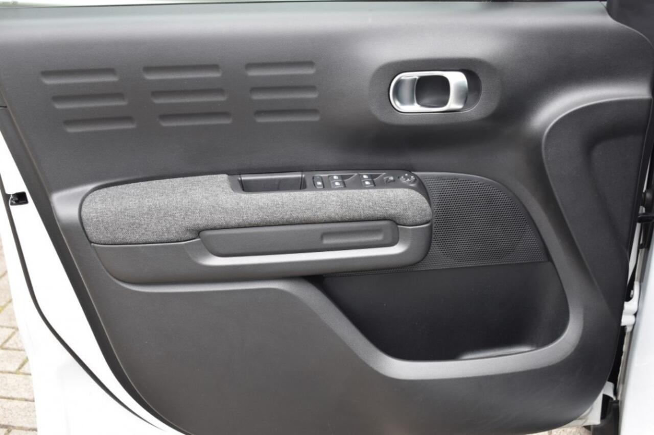 Citroen C3 1.2 PT C-SERIES / NAVI / CONNECTED APPS / PDC