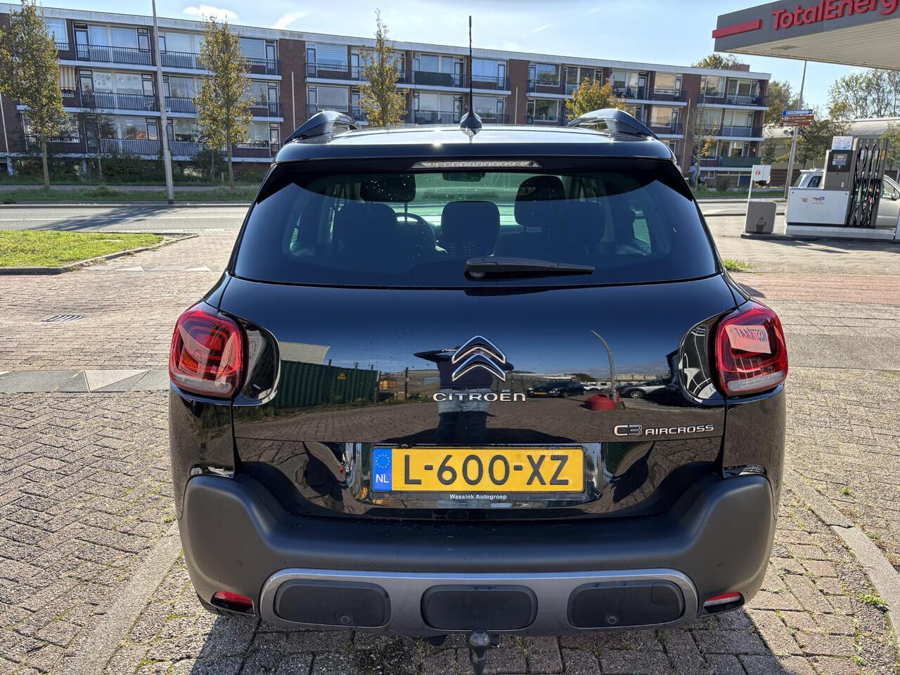 Citroen C3 Aircross 1.2 PureTech Shine Navi/Camera/Apple Car Play/Trekhaak/17"Velgen/GEEN AFLEVERKOSTEN