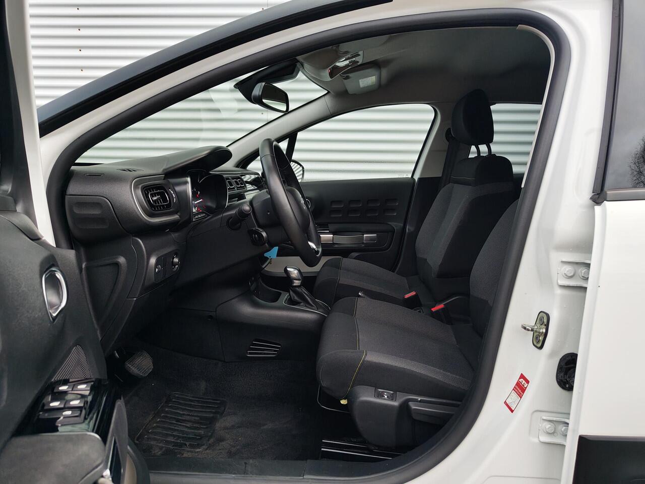 Citroen C3 Shine Pack 1.2 Turbo 110pk EAT6 | NAVI | CAMERA | STOELVERW. | DAB+ | CLIMA | CRUISE CONTROL | 17" LM-VELGEN