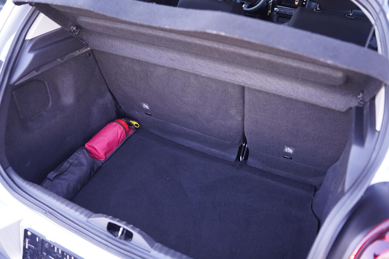 Citroen C3 1.5 HDI 102 pk Feel Pack Navi Clima Apple Carplau/Android auto Cruise