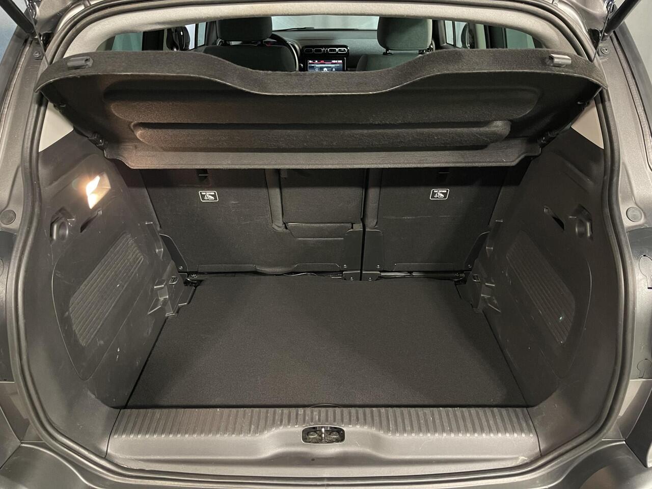 Citroen C3 Aircross 1.2 PureTech Shine 17"/Camera/Keyless/Navigatie/Apple Carplay & Android Auto/Climate/Cruise/PDC v+a/Extra getint glas