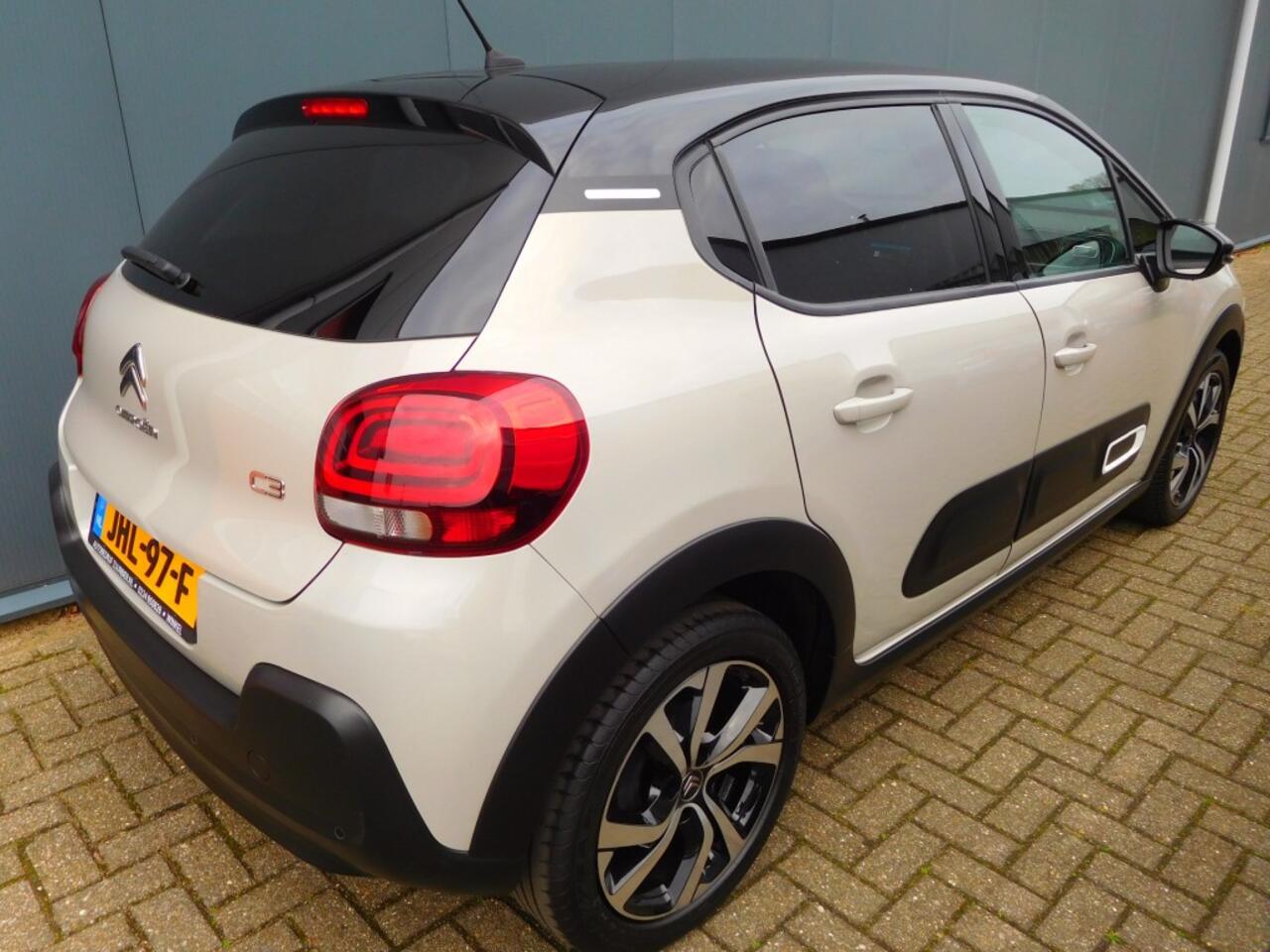 Citroen C3 1.2 PureTech Shine Business