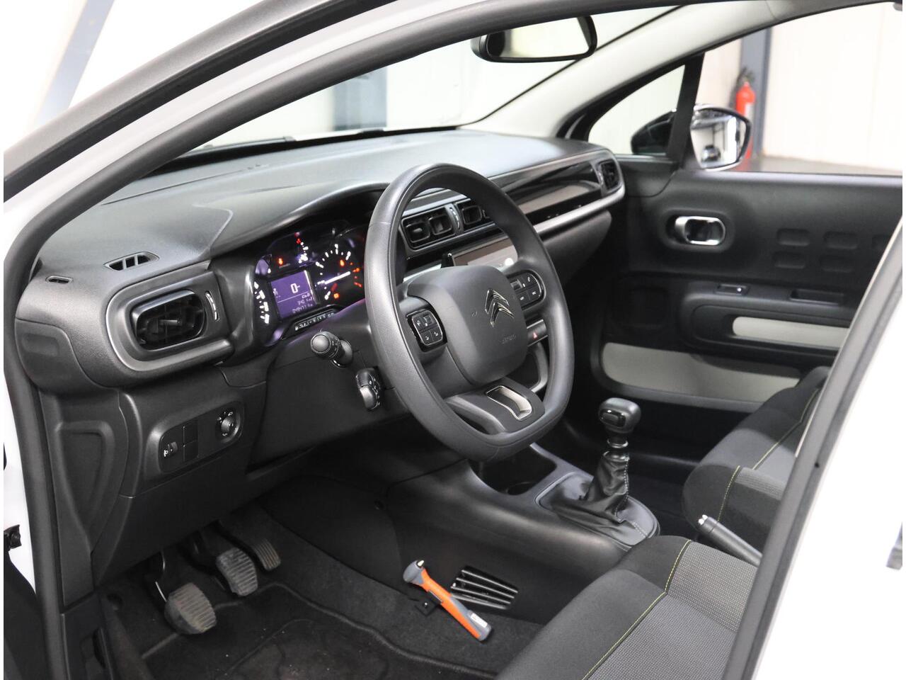 Citroen C3 Feel 110PK | 1ste eigenaar | AppleCarplay/Android Auto | Climate Control | Navigatie | Cruise Control | Parkeersensoren Achter | LED | DAB Radio |