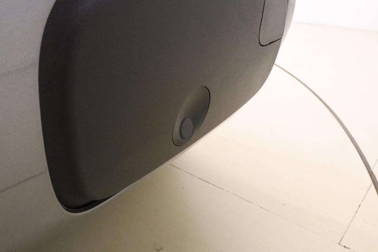 Citroen C3 Aircross 1.2 PureTech 110pk S&S C-Series | Navigatie | Parkeerhulp | Apple Carplay/Android Auto | LichtMetalen Velgen 16inch | Cruise Control