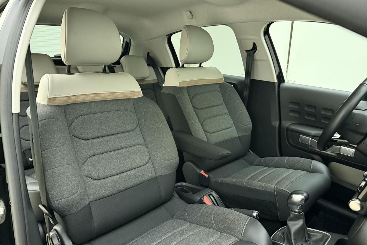 Citroen C3 1.2 PureTech Feel | Climate Control | Cruise Control | Apple Carplay/Android Auto | 1e Eigenaar | Parkeersensoren achter