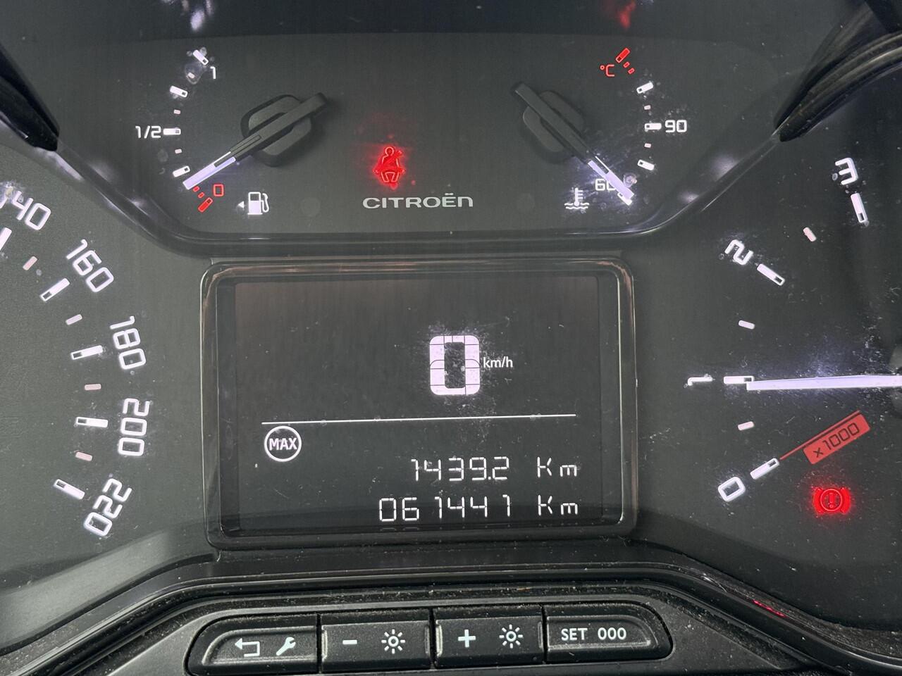 Citroen C3 C-Series | ALL-IN RIJKLAAR | Luxe bekleding | Navi | Airco | Apple CarPlay