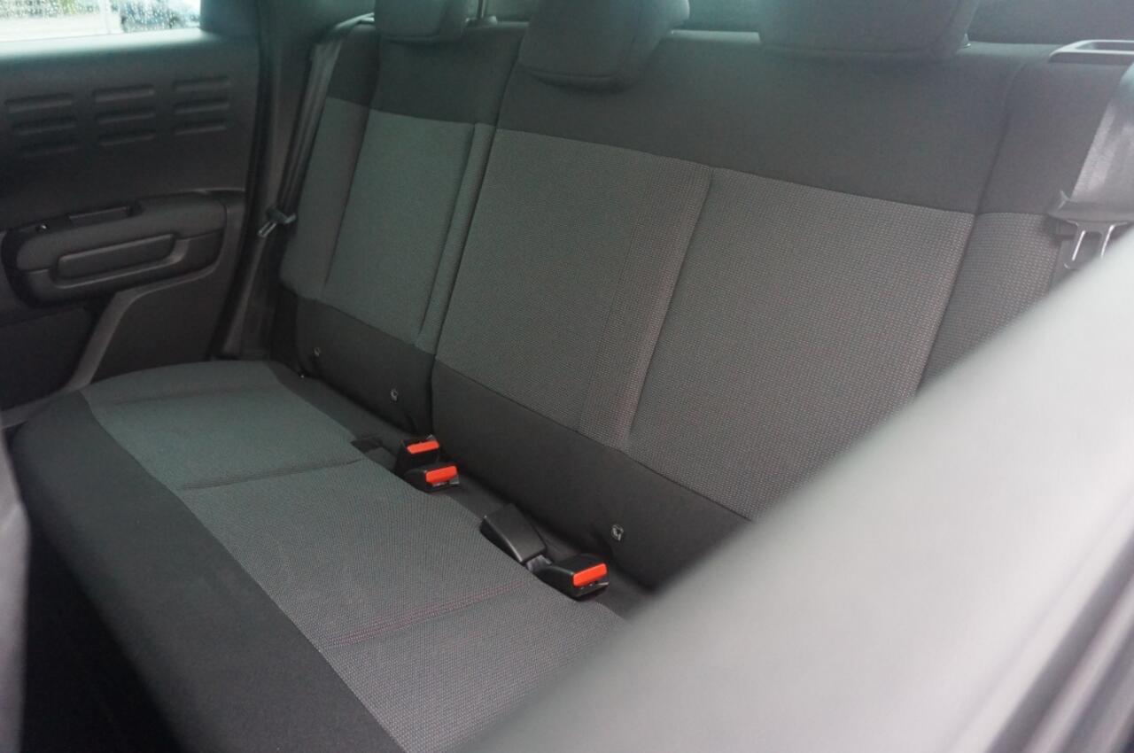 Citroen C3 130PK Shine AUTOMAAT CARPLAY | NAVI | PARK.SENS | CRUISE | CLIMA