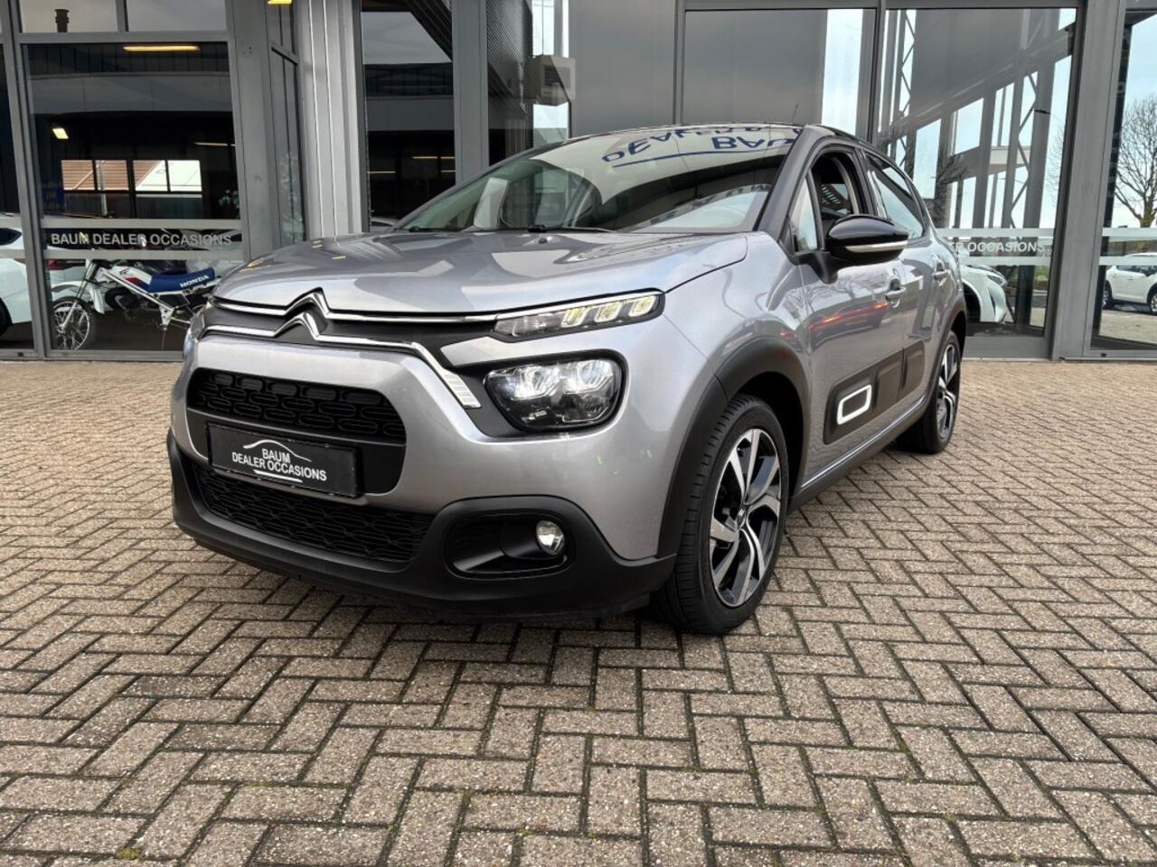 Citroen C3 1.2 PT SHINE AUTOMAAT AIRCO NAVI PDC-CAMERA TWOTONE.