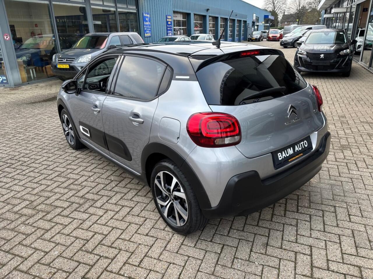 Citroen C3 1.2 PT SHINE AUTOMAAT AIRCO NAVI PDC-CAMERA TWOTONE.