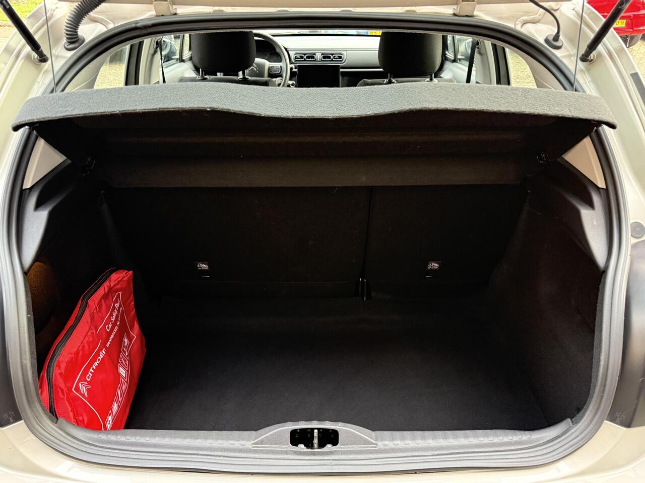 Citroen C3 1.2 PureTech C-Series / Airco clima/ Navigatie/ Cruise/ Apple carplay/ LED