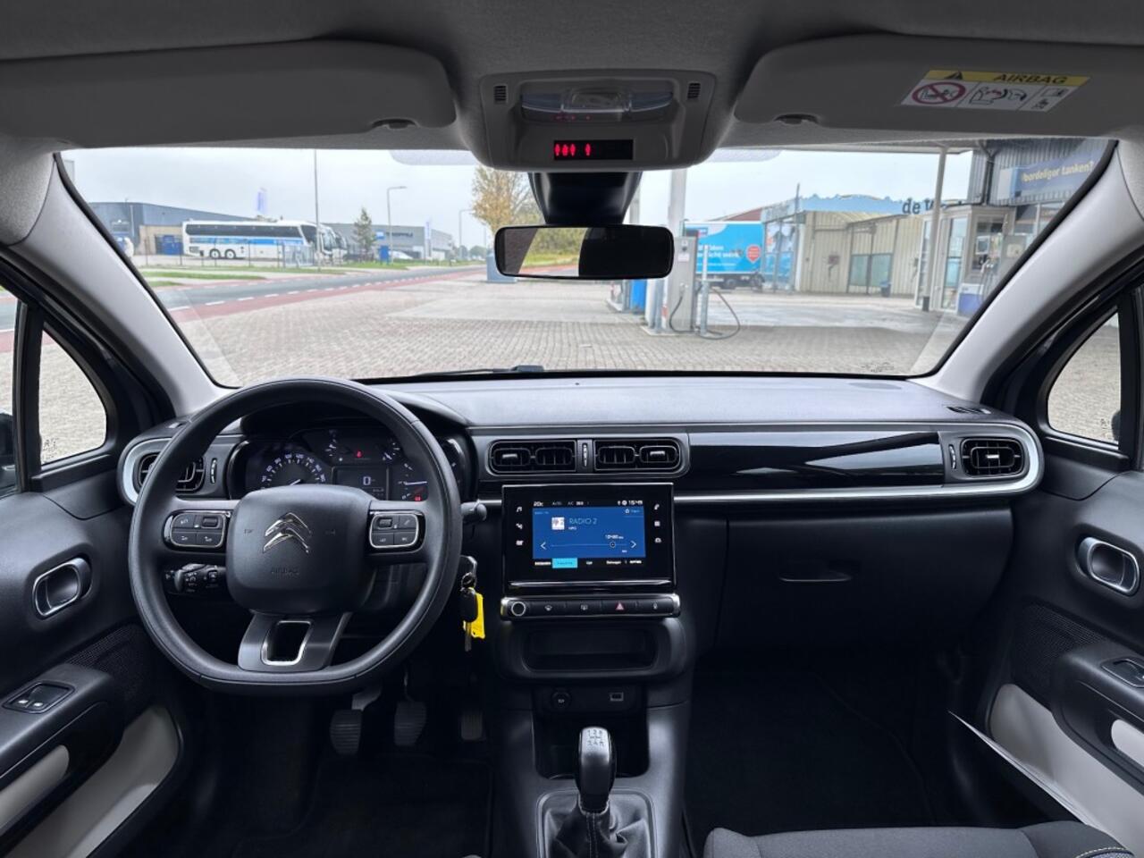 Citroen C3 1.2 PureTech Feel '' Infotainmentsystem - PDC - CC - USB ''