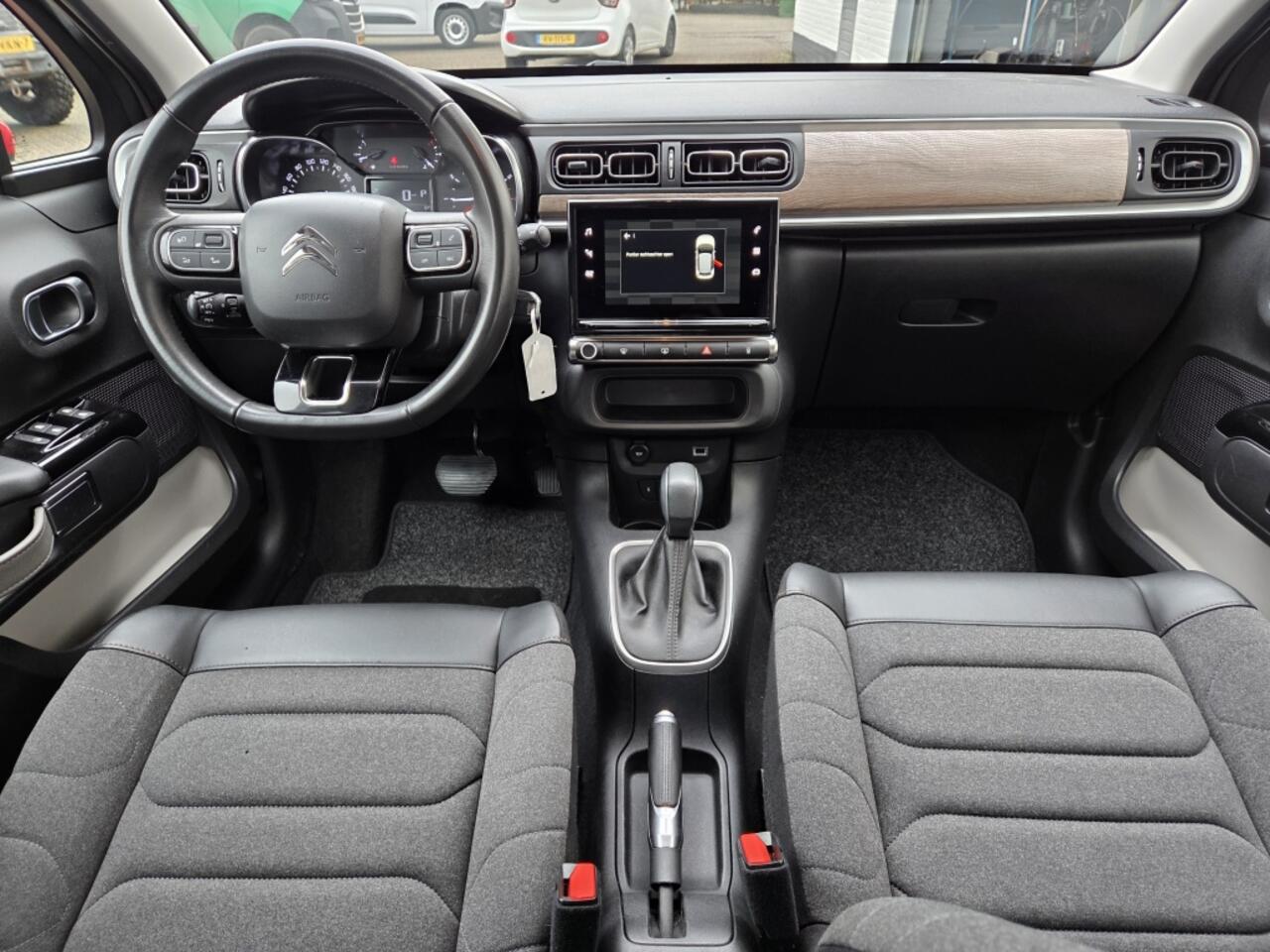 Citroen C3 1.2 110 pk Automaat Shine | Camera A. | Carplay | Navigatie