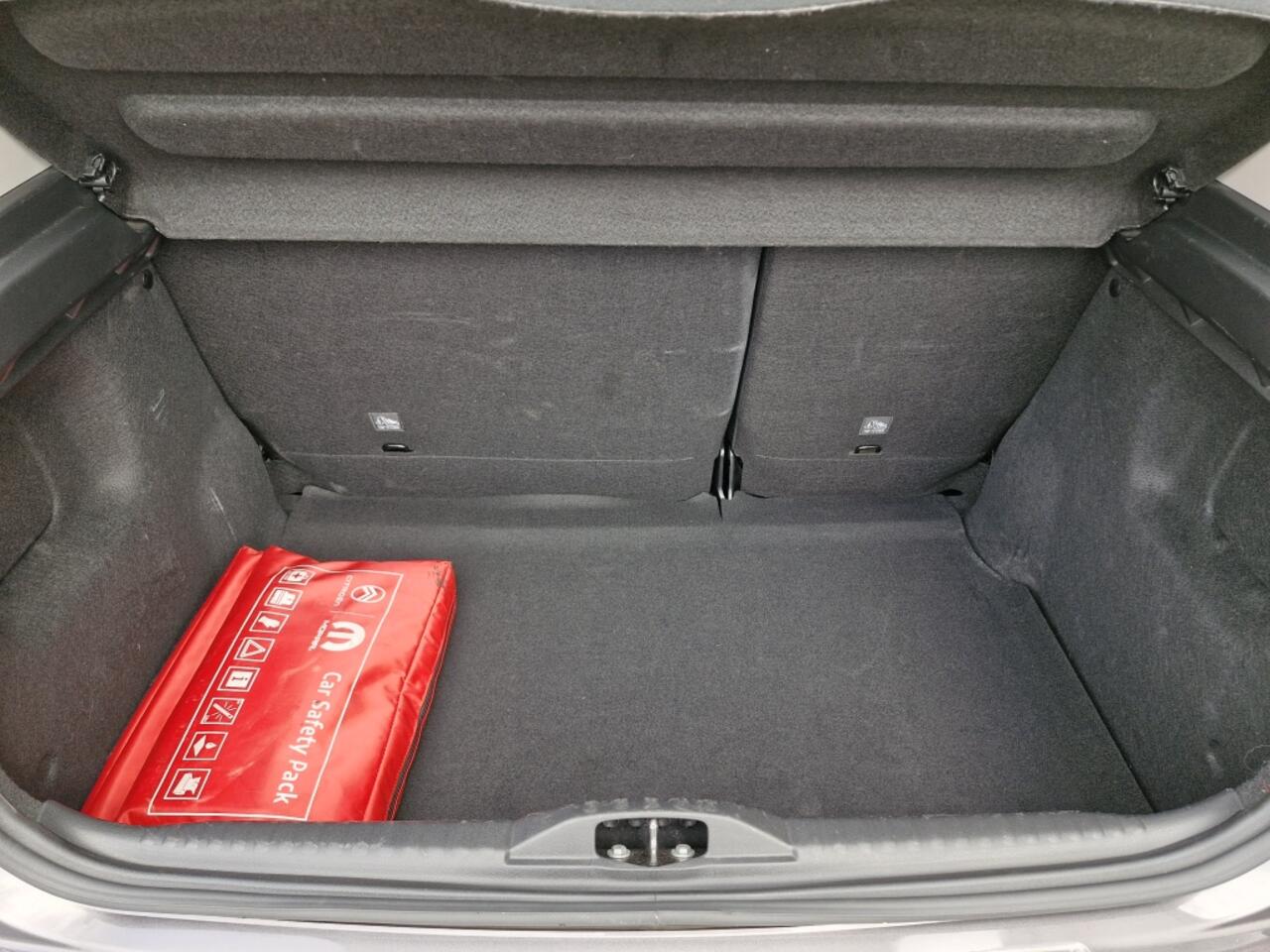 Citroen C3 82 pk C-Series | Apple Carplay & Android Auto | Climate control