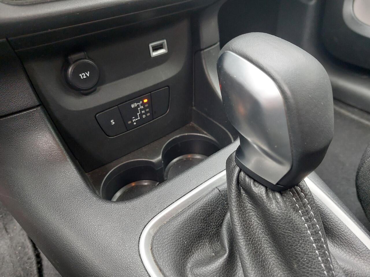 Citroen C3 1.2 Shine 110 Automaat Clima/Cam/Nav/LMV