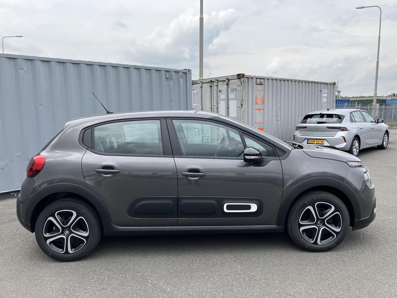 Citroen C3 1.2 PT 83pk PLUS Navigatie