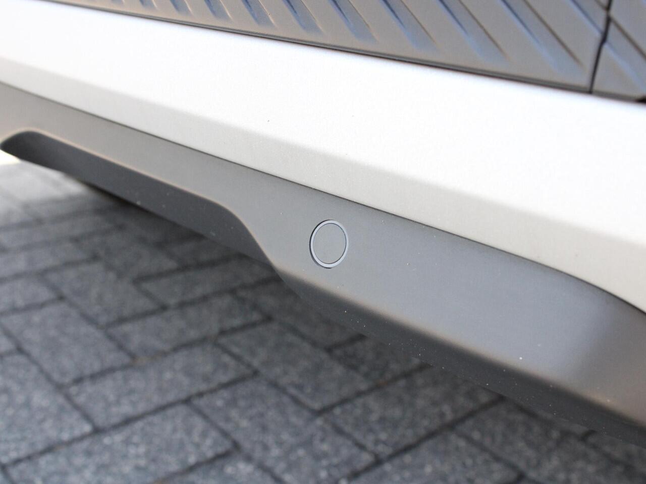 Citroen C3 Max 1.2 Turbo 100pk Navigatie, Achteruitrijcamera, Climate Control, Cruise Control, Apple Carplay, Android Auto