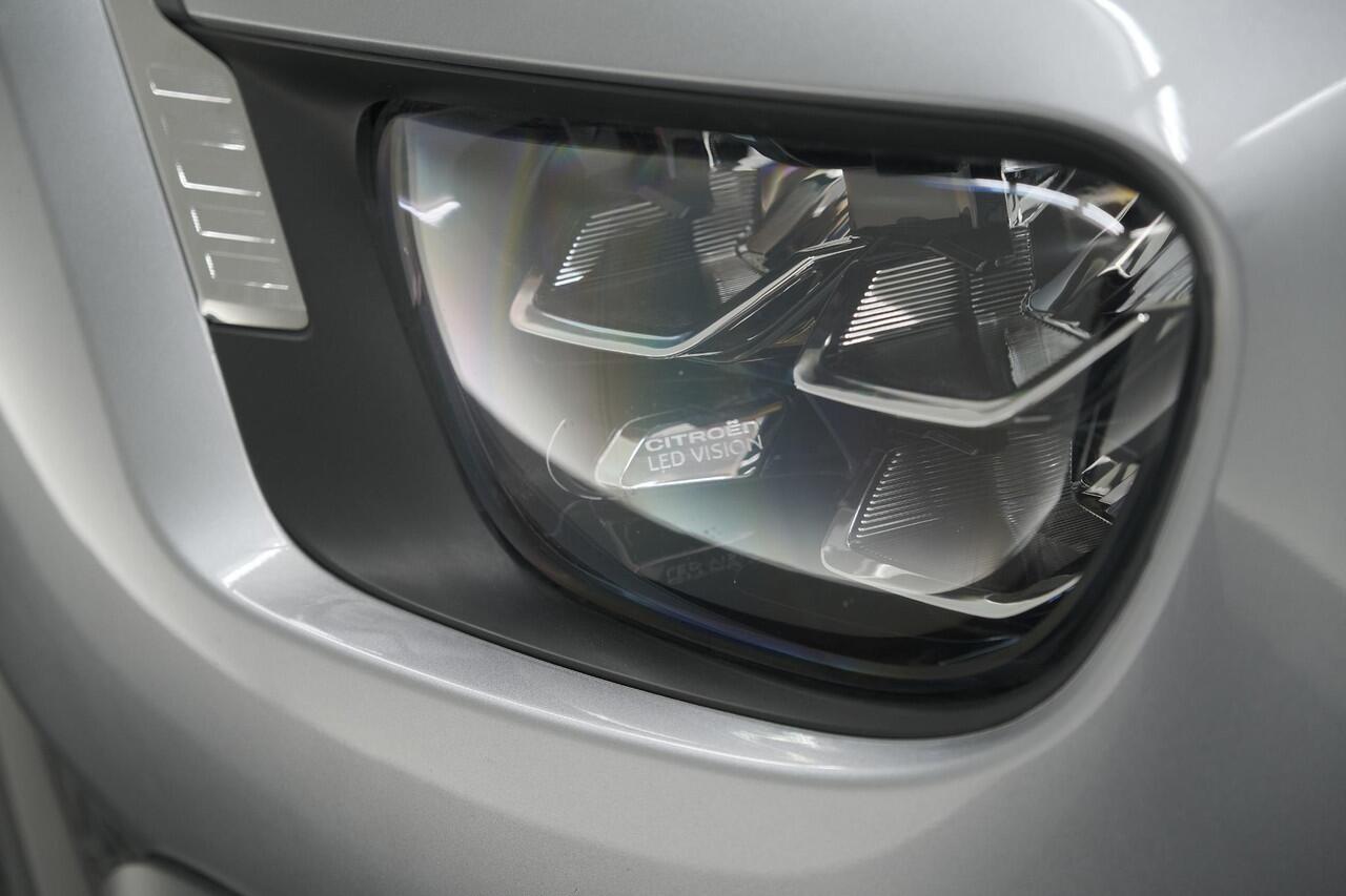 Citroen C3 PureTech 110 EAT6 Max | Camera | Parkeersensoren | Navigatie | Apple Carplay