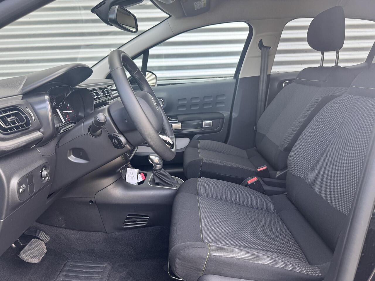 Citroen C3 Max 1.2 Turbo 110pk EAT6 | KEYLESS ENTRY | CAMERA | NAVI | LM-VELGEN | DAB+ | CLIMA | ALL-SEASONBANDEN |