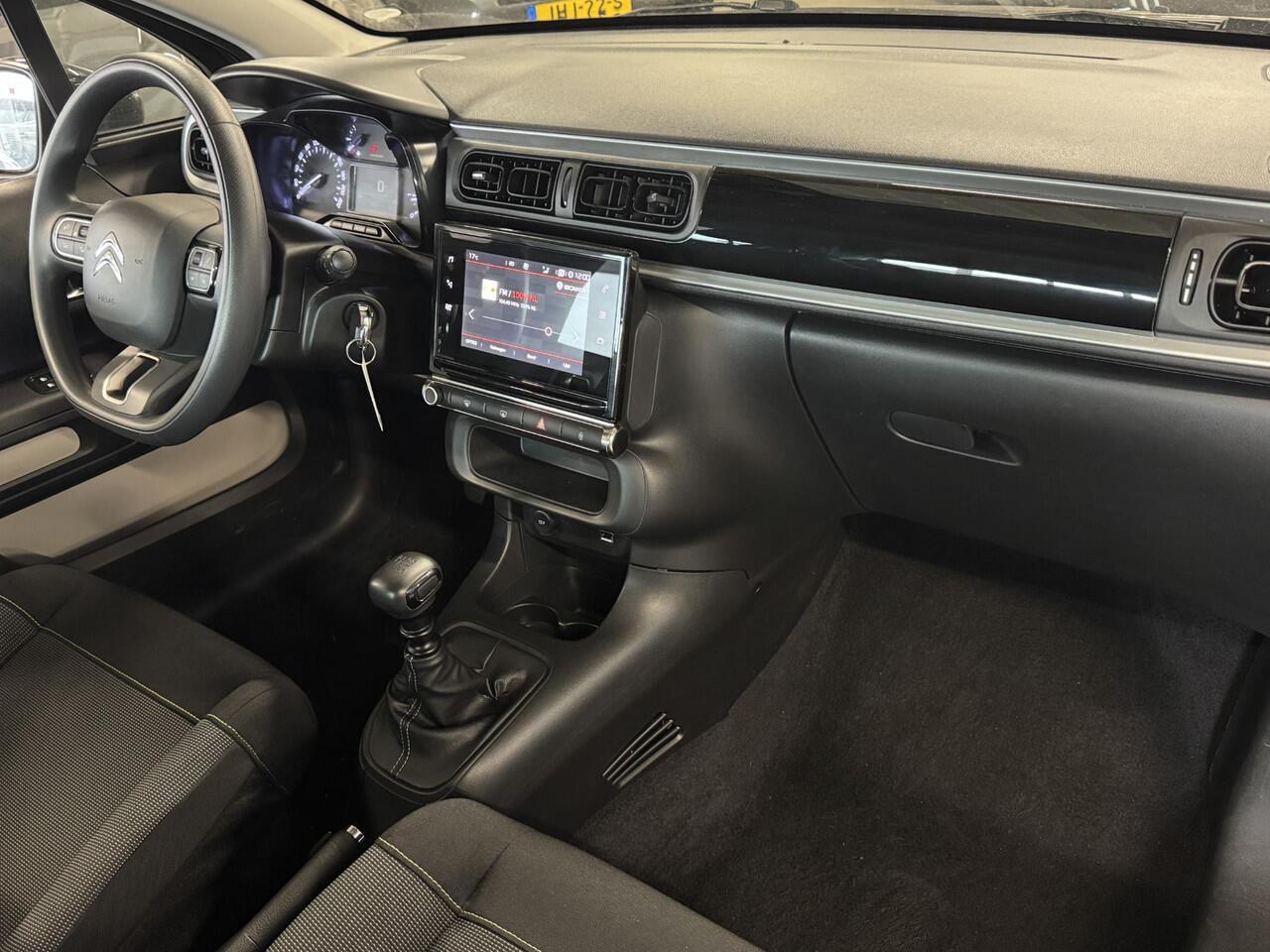 Citroen C3 1.2 PureTech Plus | Navi | Cruise | Clima | Carplay | DAB ontvanger | Parkeersensor achter | ( Vesteging - Nieuwegein )