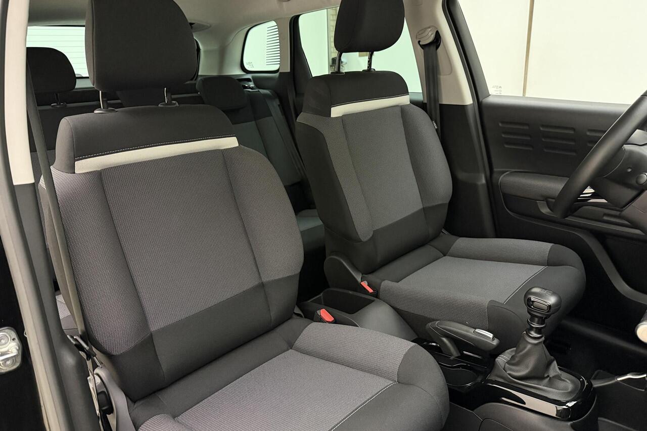 Citroen C3 Aircross 1.2 PureTech Plus 110 PK | Navigatie | Climate control | Grip control | Extra getint glas | Dakrails | Hoge instap