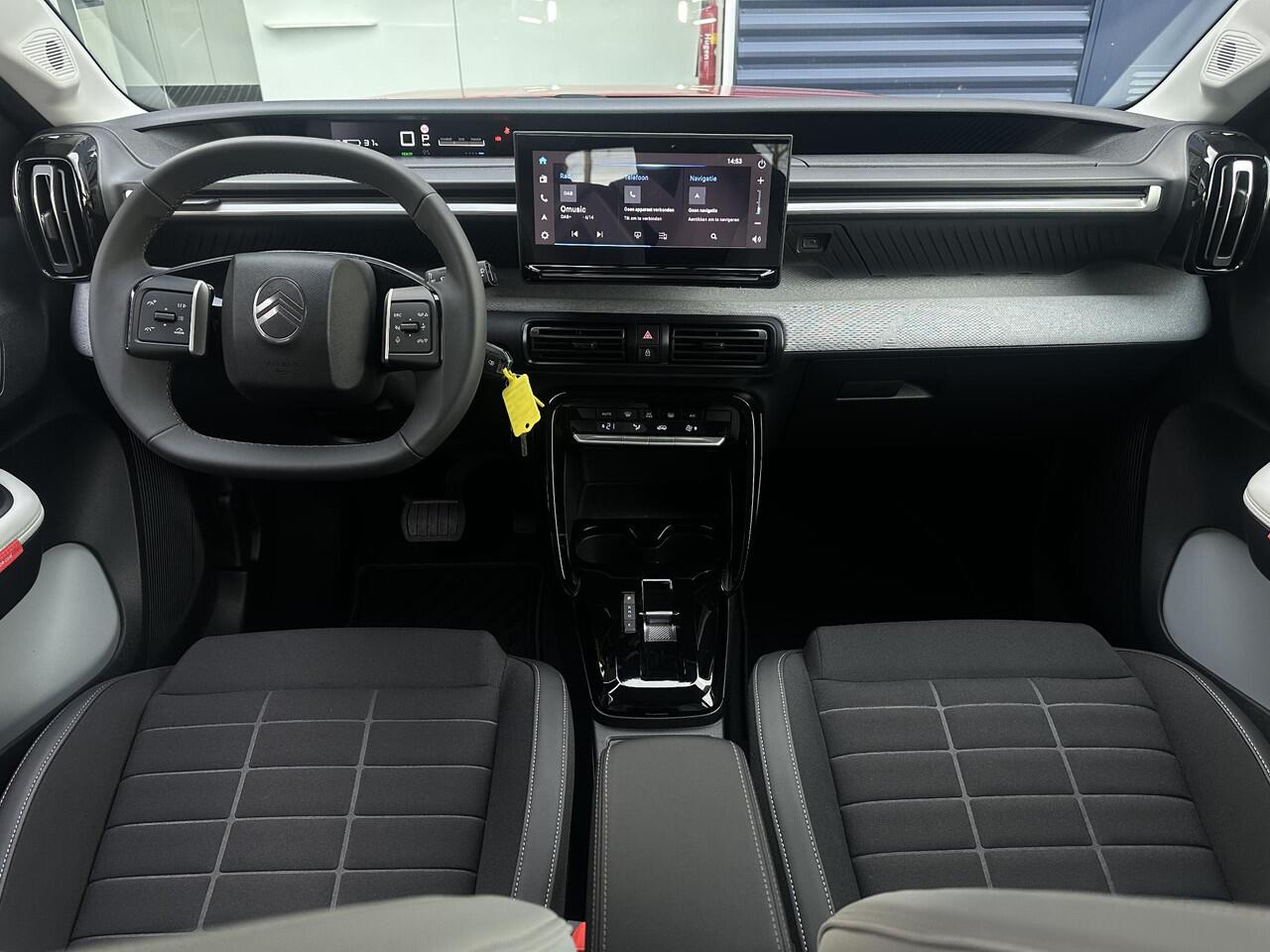 Citroen C3 Ë-C3 Max 113pk 44 kWh | Comfort Stoelen | Apple Carplay/Android Auto | Parkeercamera/-sensoren | Full LED | DAB | Cruise Control | Climate Control | Draadloze telefoonlader |