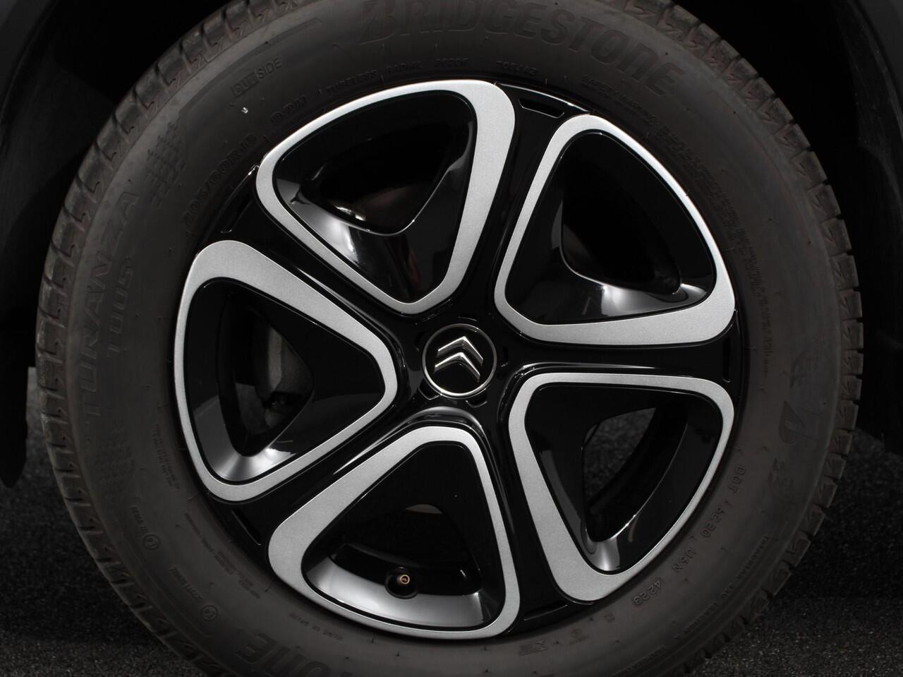 Citroen C3 Aircross 1.2 PureTech 110 pk You/Max | Navigatie | Apple Carplay/Android Auto | Climate Control | Cruise Control | Dab | Parkeer sensoren