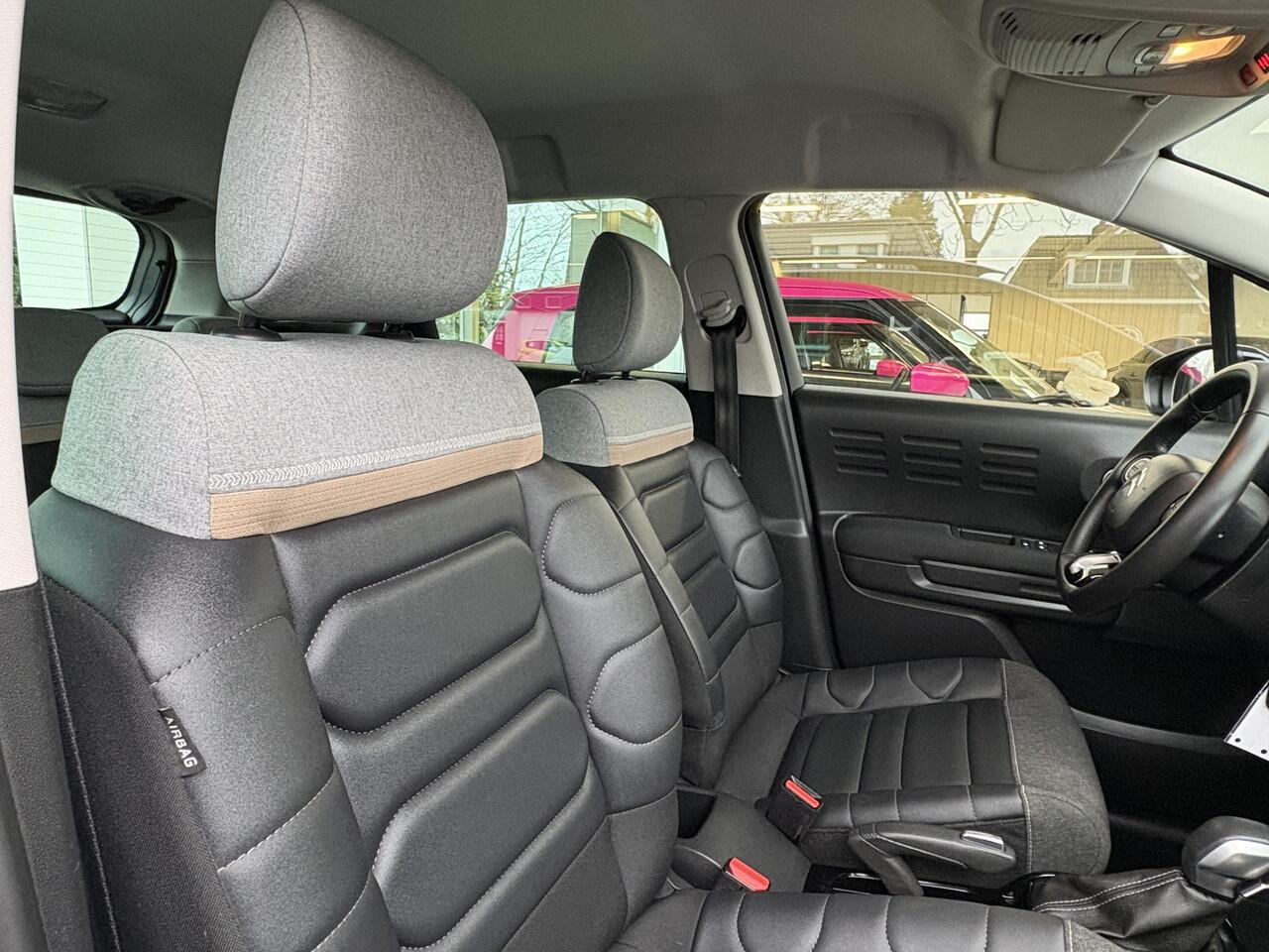 Citroen C3 Aircross Origin 1.2T Automaat Max | Comfortstoelen | Parkeersensoren | Navigatie | Climate Control | Dakrails