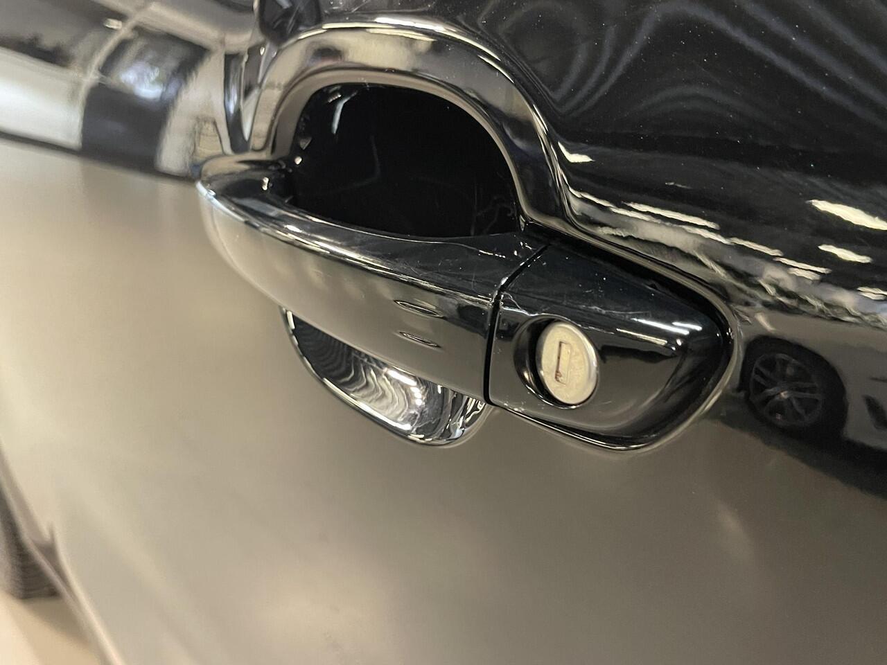 Citroen C3 Aircross 1.2 PureTech Plus 16"/Head-up/Keyless/Navigatie/Camera/Grip Control/Climate/Cruise/Apple Carplay & Android Auto